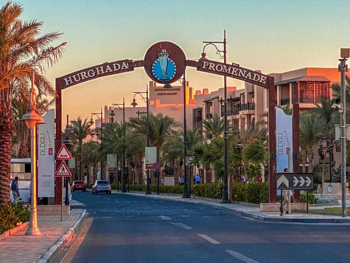The Touristic Promenade Apartment Хургада Экстерьер фото