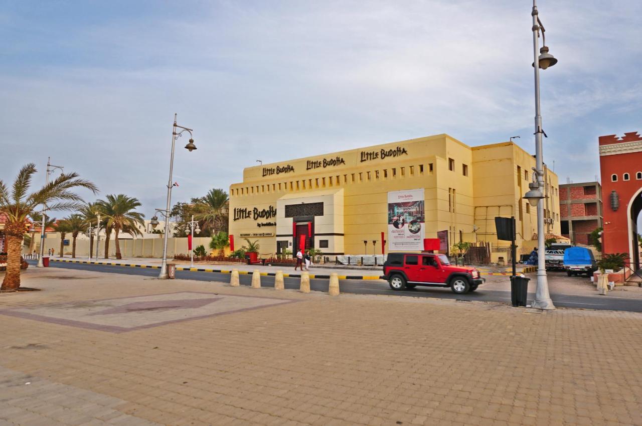 The Touristic Promenade Apartment Хургада Экстерьер фото